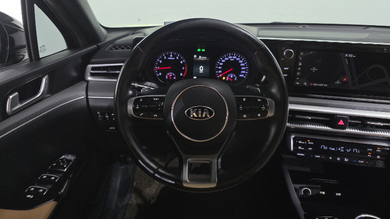 car KIA K5 id39342 photo #13
