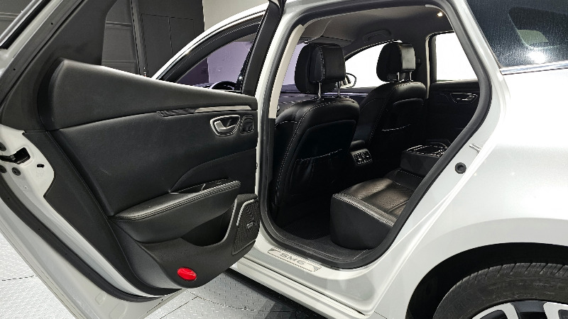 car Renault Samsung SM6 id39507 photo #12