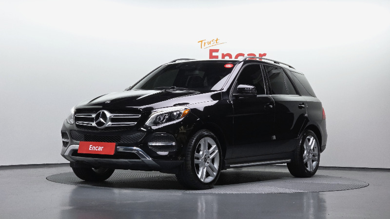 car Mercedes Benz GLE id39581 main photo