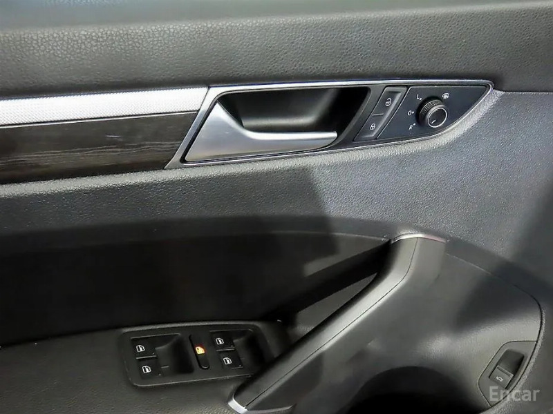 car Volkswagen Passat id39811 photo #17
