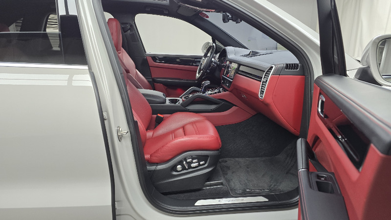 car Porsche Cayenne id39904 photo #11