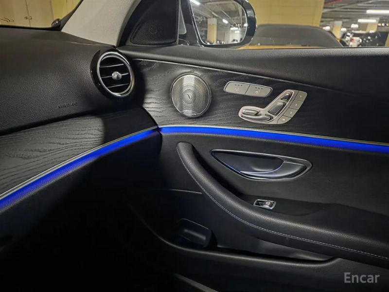 car Mercedes Benz E Class id40070 photo #14