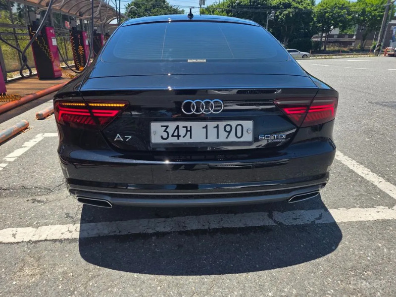 car Audi A7 id40094 photo #2