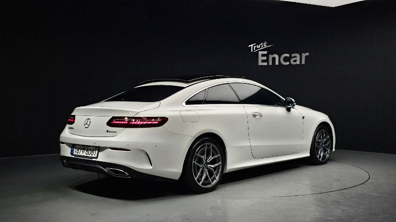 car Mercedes Benz E Class id40142 photo #2