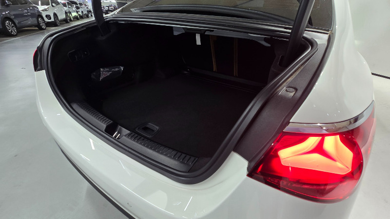 car Mercedes Benz E Class id40152 photo #10