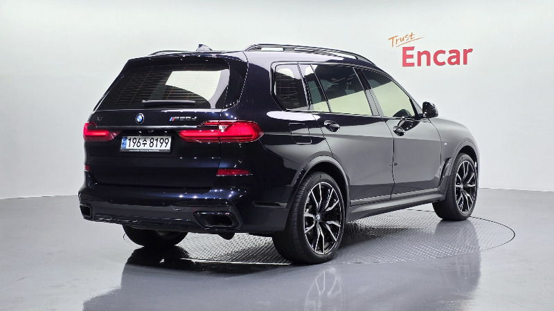 car BMW X7 id40298 photo #2