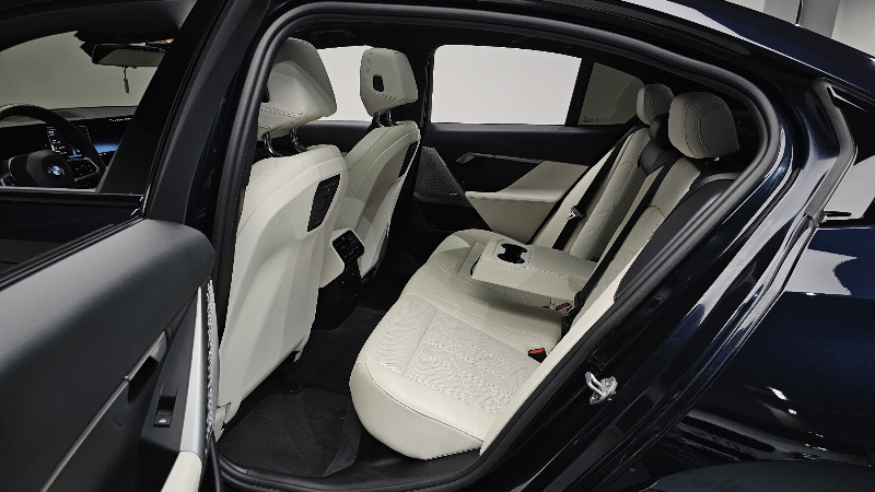 car BMW 5 Series id40362 photo #11