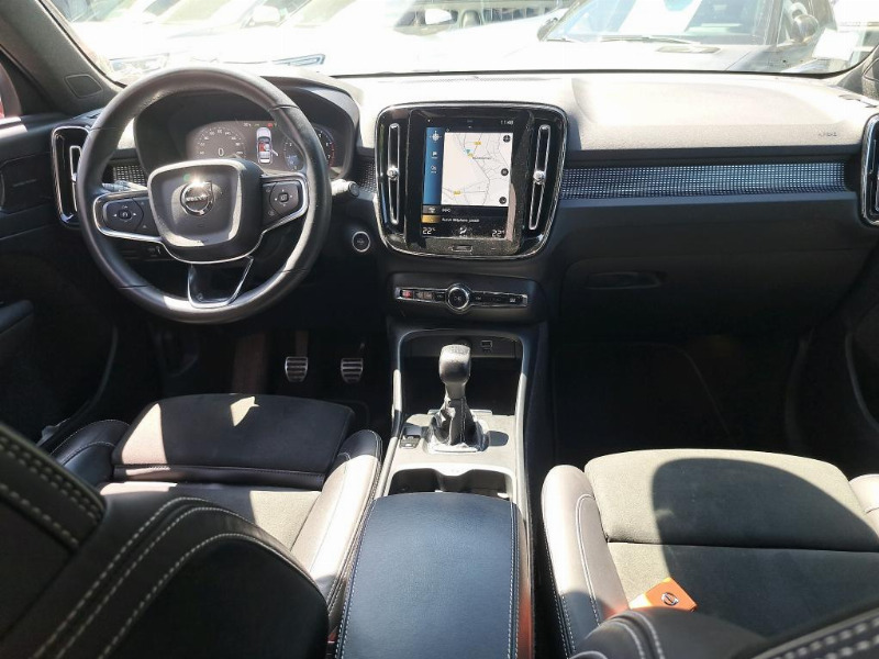 car Volvo XC40 id40609 photo #6