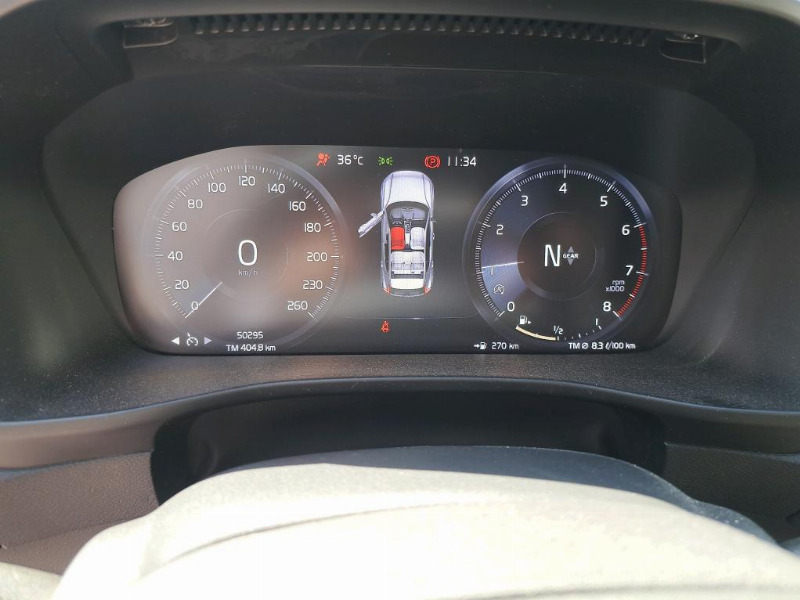 car Volvo XC40 id40609 photo #9