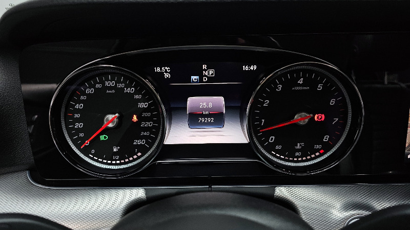 car Mercedes Benz E Class id40733 photo #8