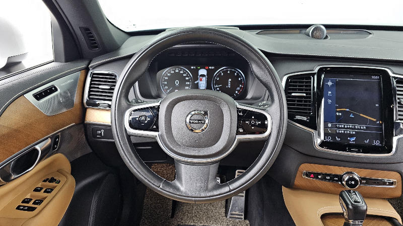 car Volvo XC90 id40737 photo #13