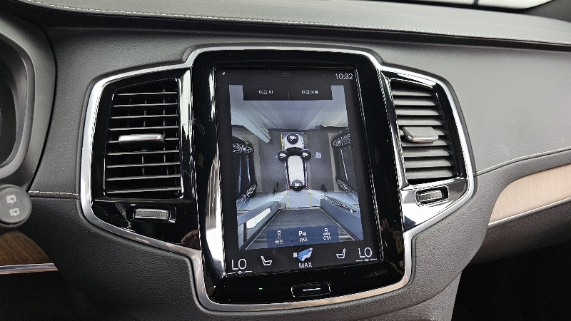 car Volvo XC90 id40737 photo #15