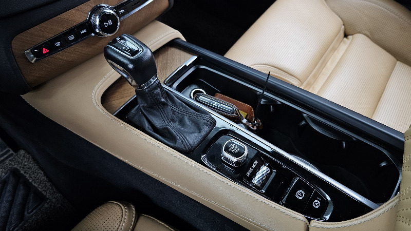 car Volvo XC90 id40737 photo #9