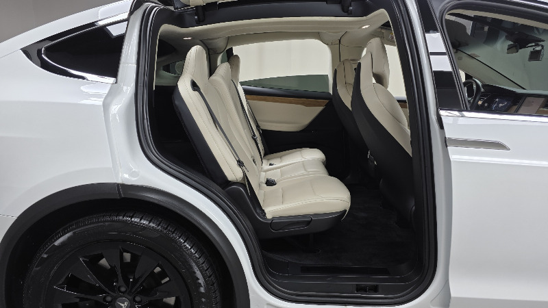car Tesla Model X id40748 photo #16