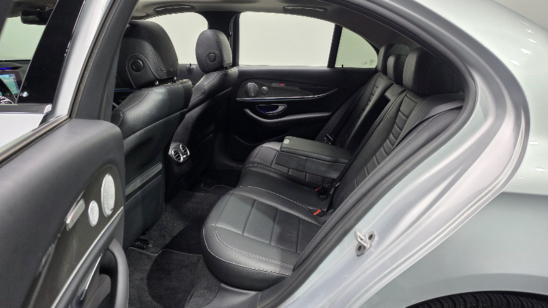car Mercedes Benz E Class id40848 photo #11