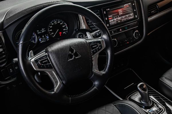 car Mitsubishi Outlander id40934 photo #9