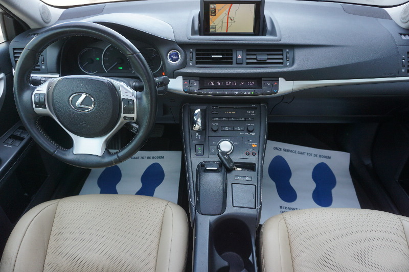 car Lexus CT Series id40936 photo #7