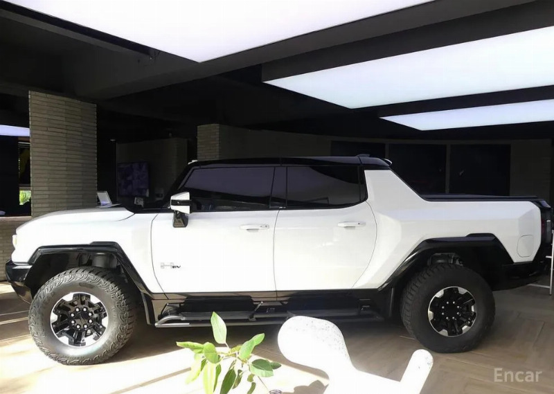 car GMC Hummer EV id41049 photo #2