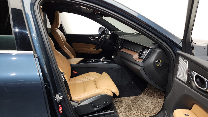 car Volvo XC60 id41249 photo #11