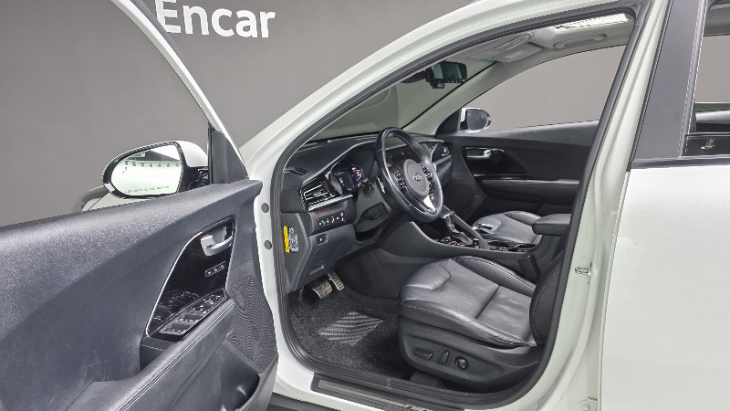car KIA Niro id41310 photo #12