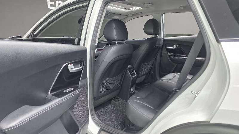 car KIA Niro id41310 photo #17