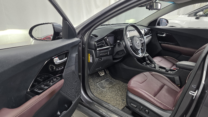 car KIA Niro id41320 photo #10