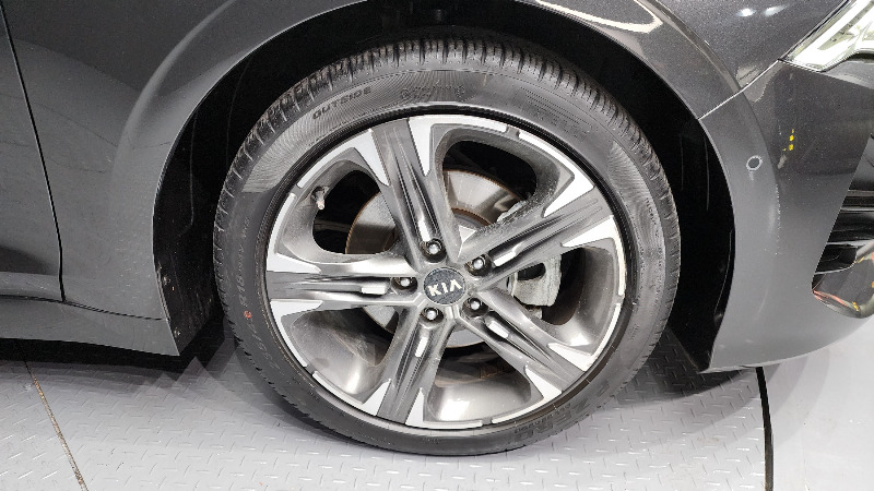 car KIA K5 id41634 photo #5