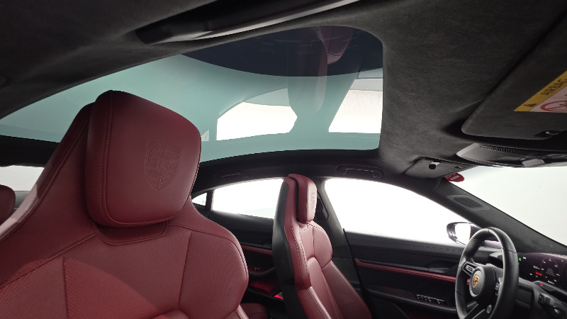 car Porsche Taycan id41733 photo #11