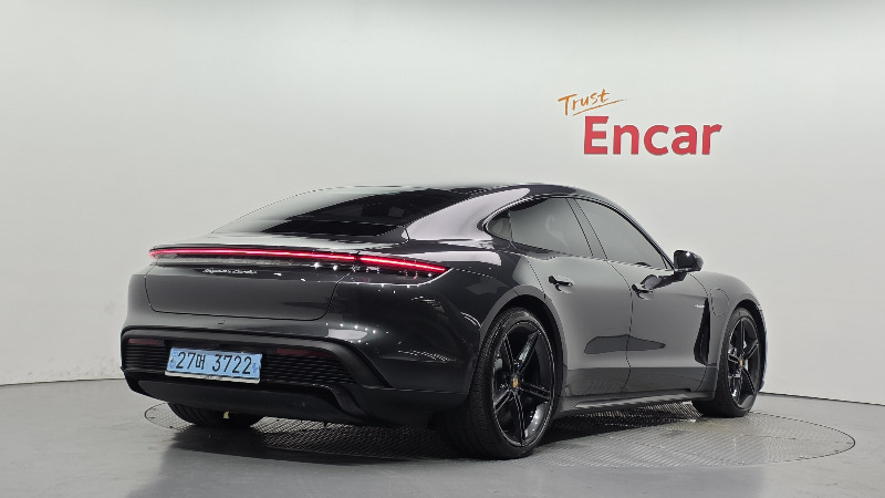 car Porsche Taycan id41733 photo #2