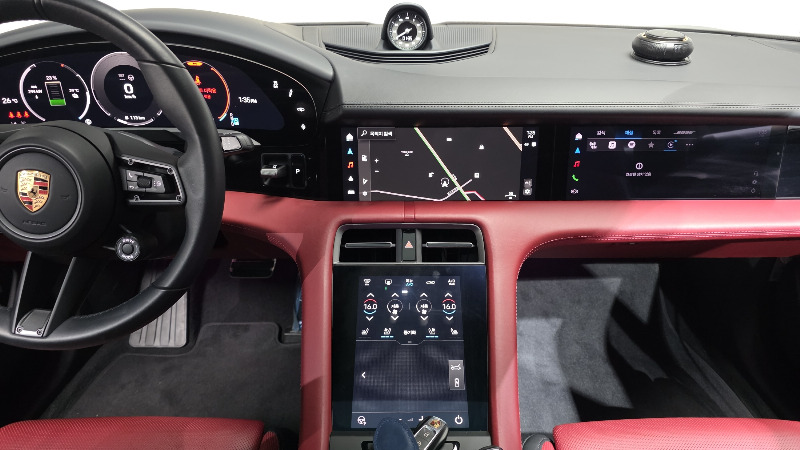 car Porsche Taycan id41736 photo #17