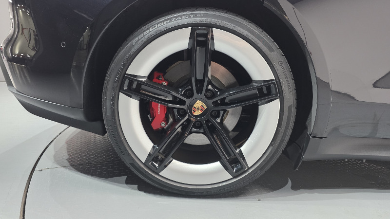 car Porsche Taycan id41736 photo #5