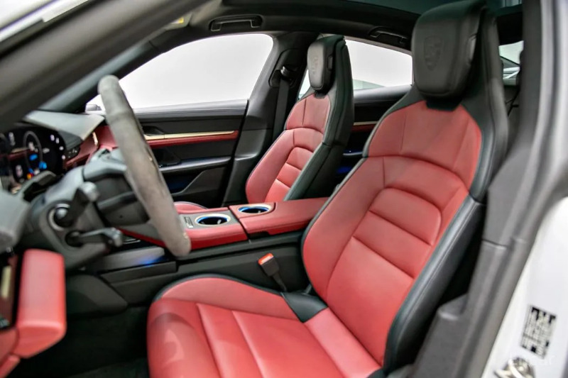 car Porsche Taycan id41737 photo #10