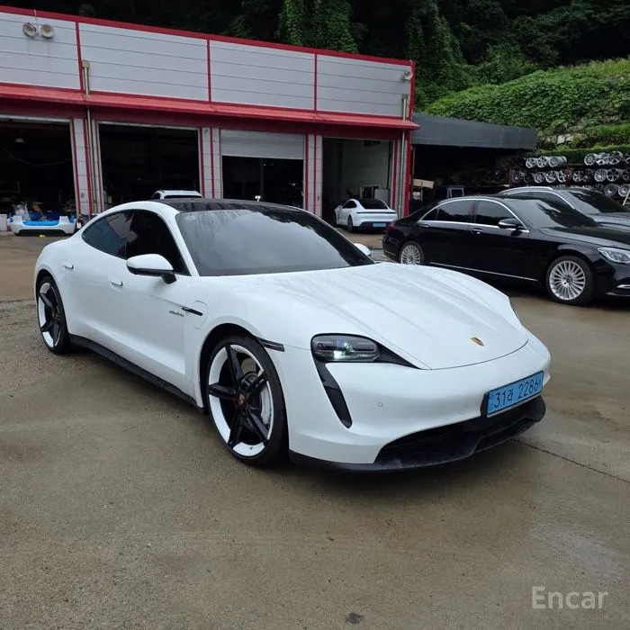 car Porsche Taycan id41748 photo #8