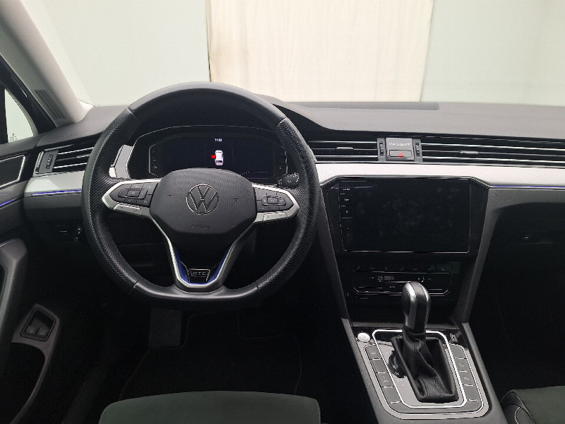car Volkswagen Passat id42016 photo #5