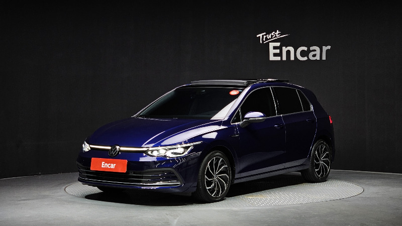 car Volkswagen Golf id42017 main photo