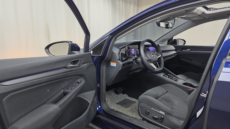 car Volkswagen Golf id42018 photo #10