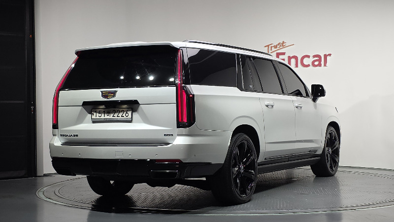 car Cadillac Escalade id42109 photo #2