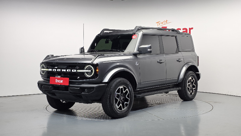 car Ford Bronco id42111 main photo