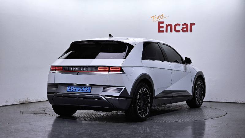 car Hyundai Ioniq 5 id42138 photo #2