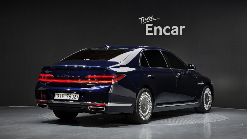 car Genesis G90 id42157 photo #2