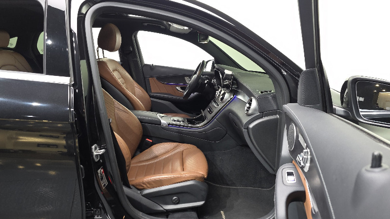 car Mercedes Benz GLC id42349 photo #11
