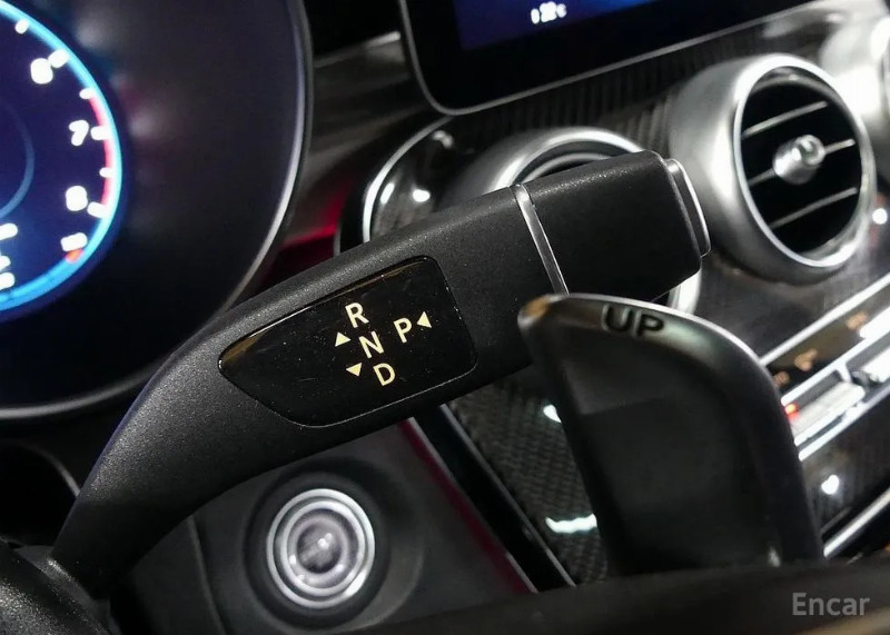 car Mercedes Benz GLC id42366 photo #9