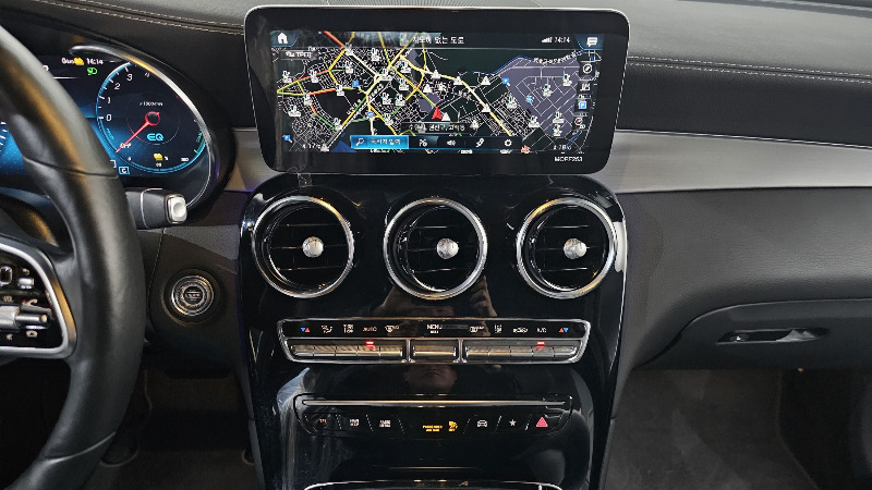 car Mercedes Benz GLC id42368 photo #14