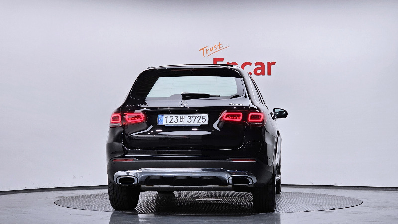 car Mercedes Benz GLC id42368 photo #4