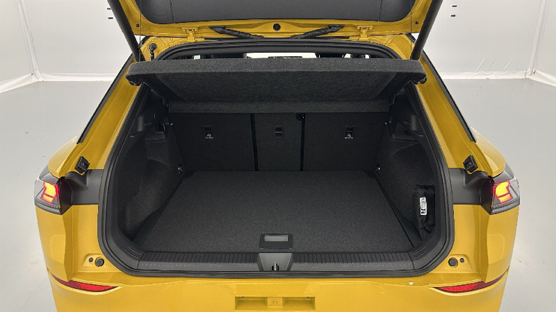 car Volkswagen T-Roc id42485 photo #5