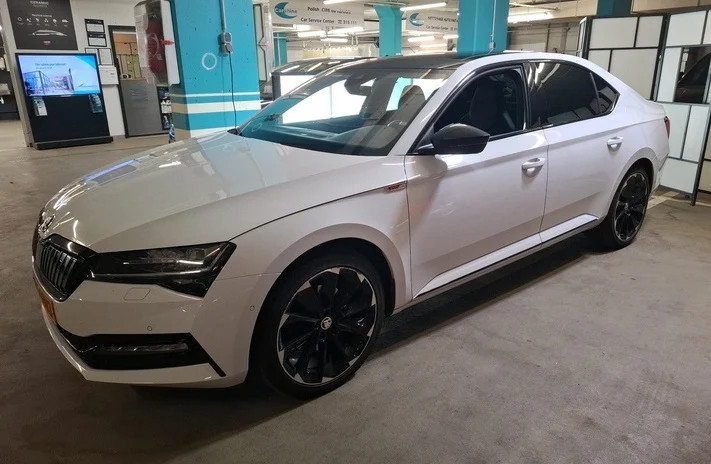 car Skoda Superb id42648 main photo