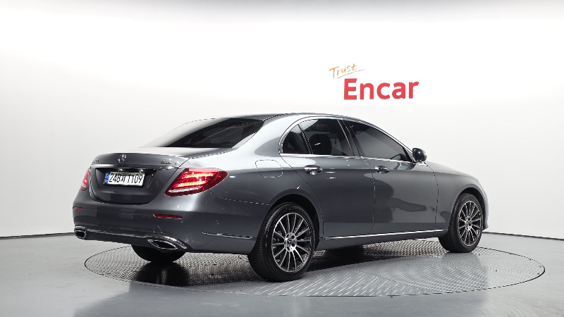 car Mercedes Benz E Class id42674 photo #2