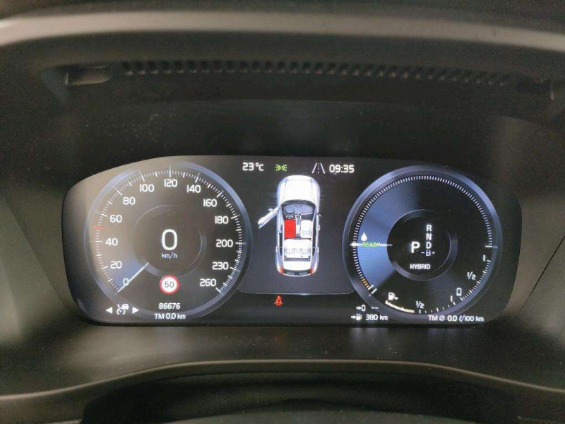 car Volvo XC40 id42675 photo #7