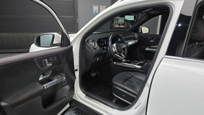 car Mercedes Benz GLB id42909 photo #10