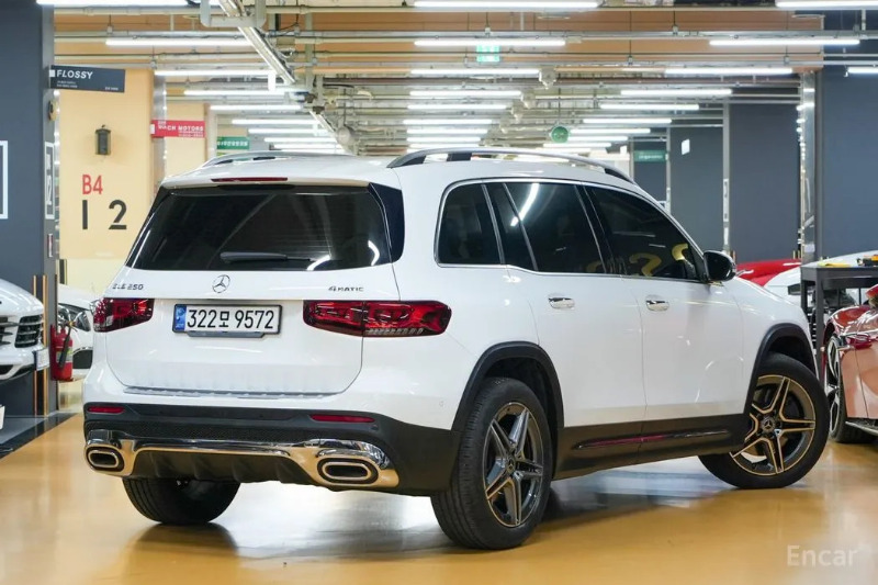 car Mercedes Benz GLB id42910 photo #2